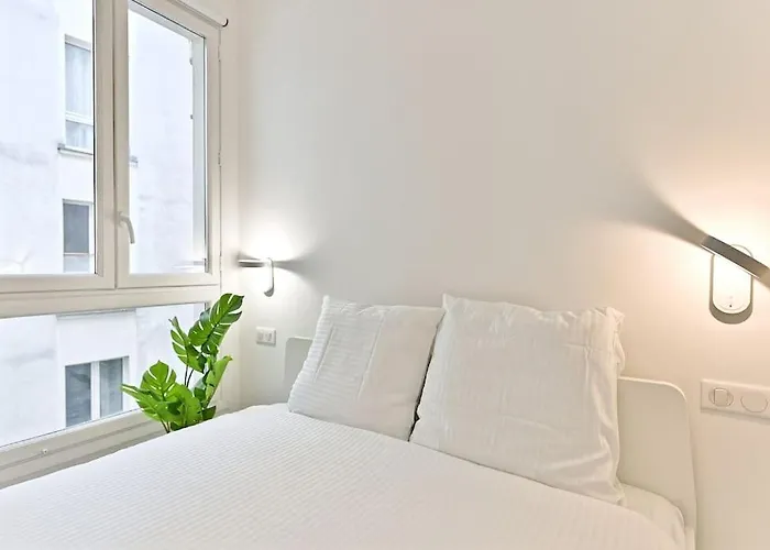 Apartamento Au Centre De - Musee Grevin *
