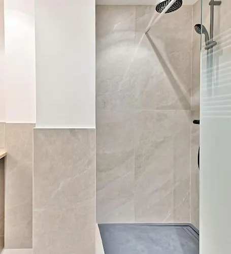 Au Centre De - Musee Grevin Apartamento Paris