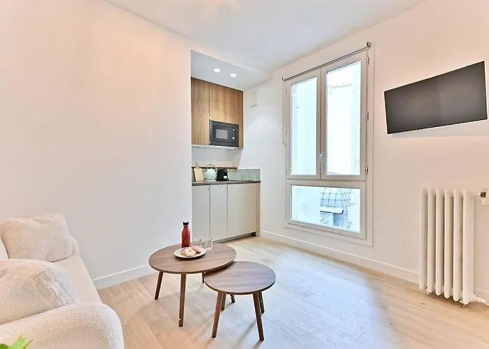 Apartamento Au Centre De - Musee Grevin Paris
