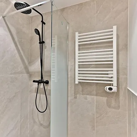 Au Centre De - Musee Grevin Lägenhet